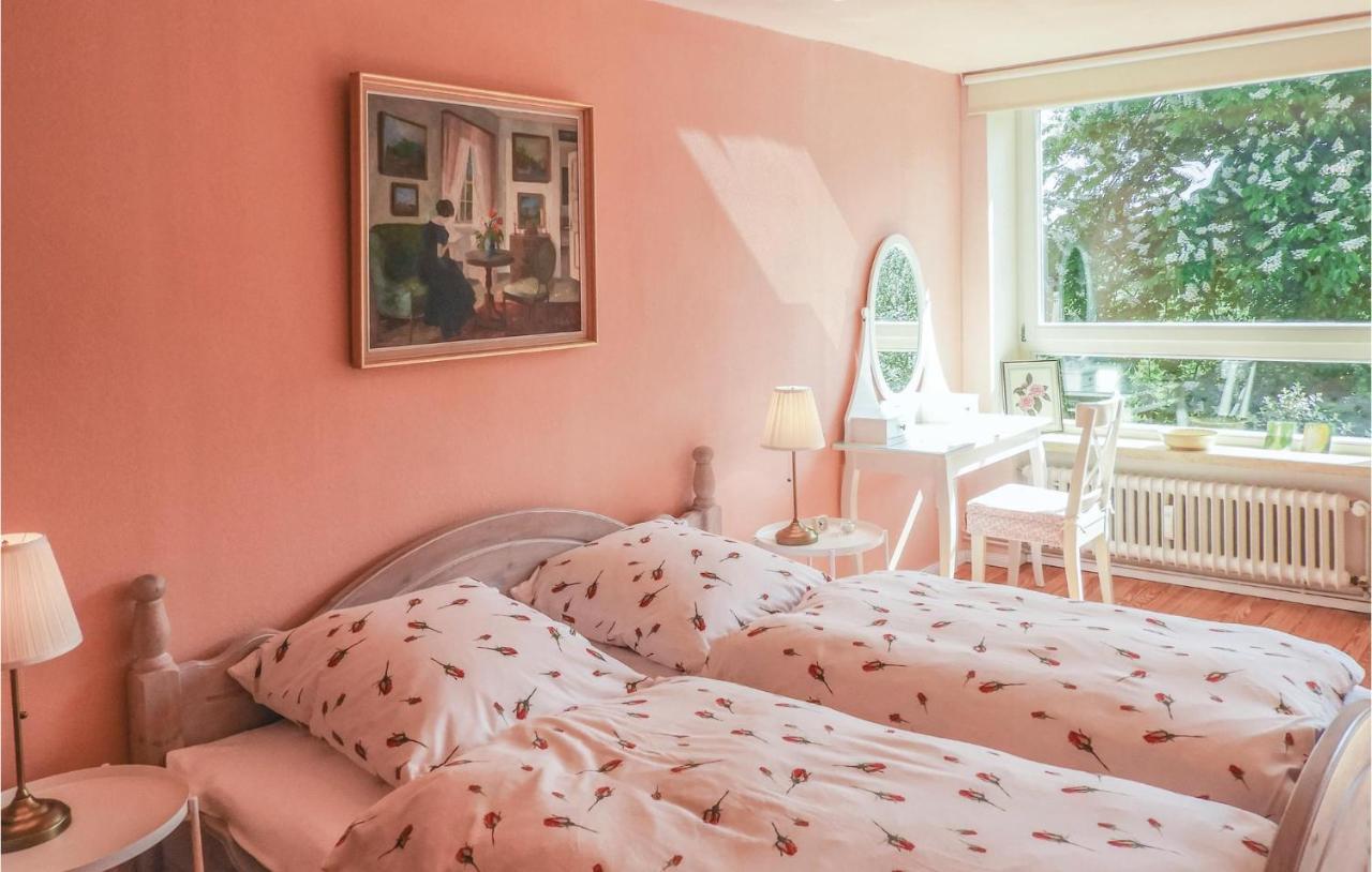 1 Bedroom Awesome Apartment In St, Annen Sankt Annen Екстер'єр фото