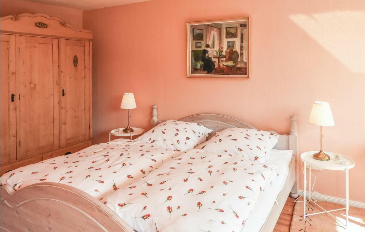 1 Bedroom Awesome Apartment In St, Annen Sankt Annen Екстер'єр фото